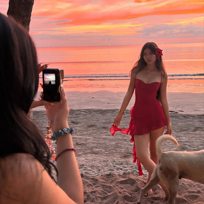 Красное платье Jyate