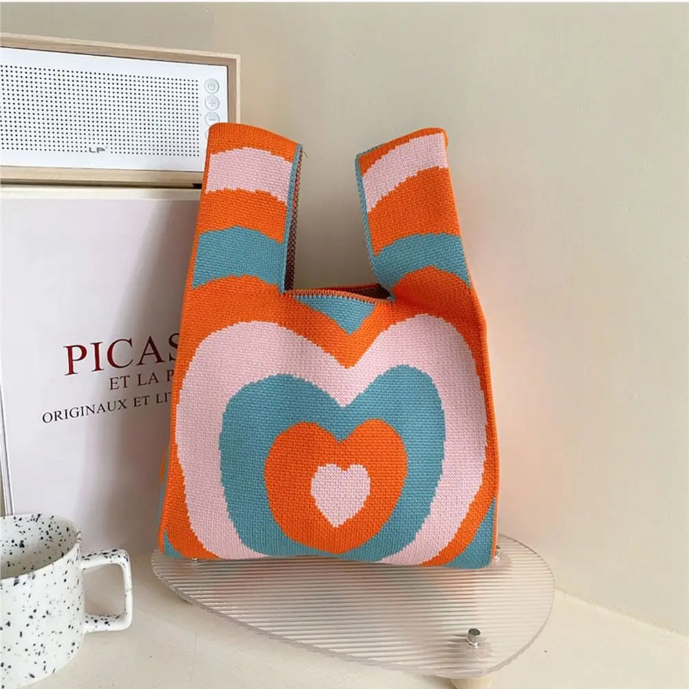 Модная женская подходящая по цвету дизайнерская тканая сумка 2023 Новинка