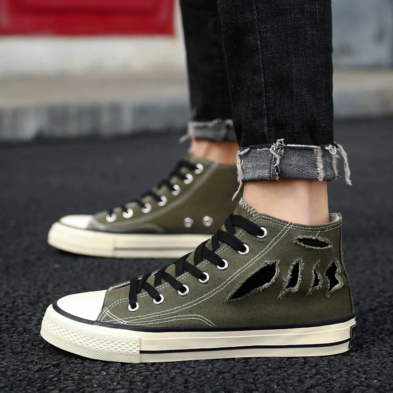 

Men Canvas Shoes 2022 New Spring Summer Fashion Solid Color Vulcanized Shoes Lace-up Casual Non-slip Shoes Men Sneakers Outdoor