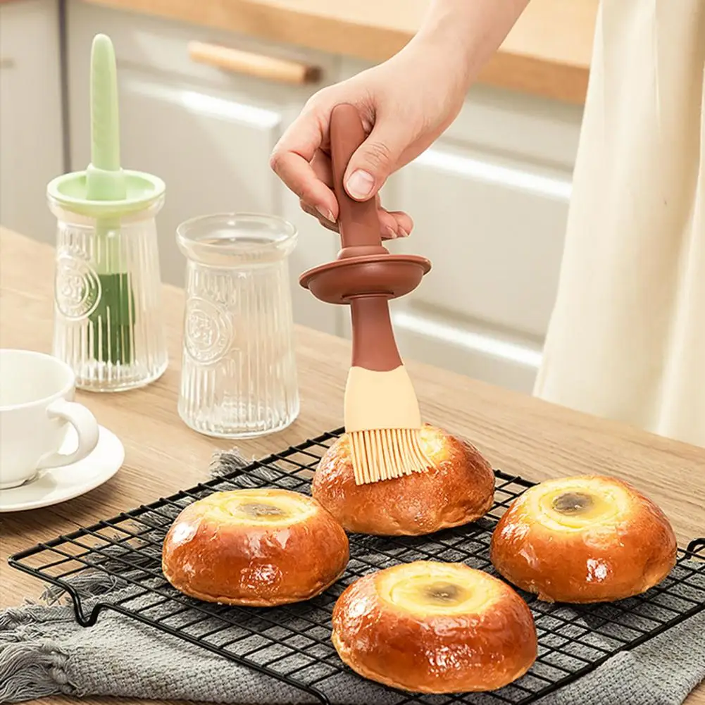 

200ml 2 In 1 Cooking Seasoning Oil Bottle with Silicone Oil Brush Portable Barbecue Oil Container Bottle Kitchen Cooking Tool