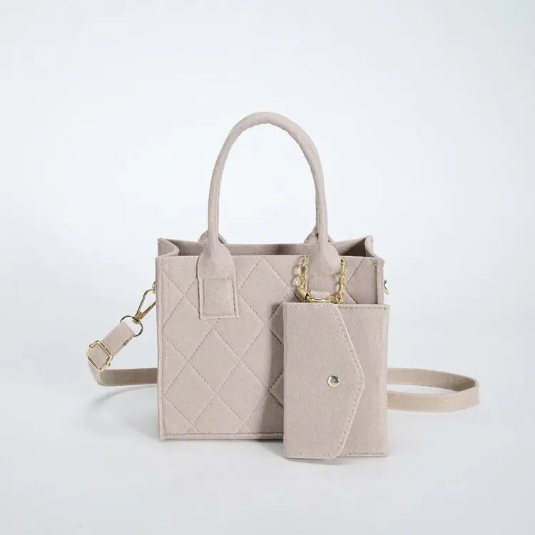 

2023 New Zipper Messenger Bag Luxury Designer Handbag Casual Crossbody Bags Solid Color Felt Women Shoulder Bag For Women