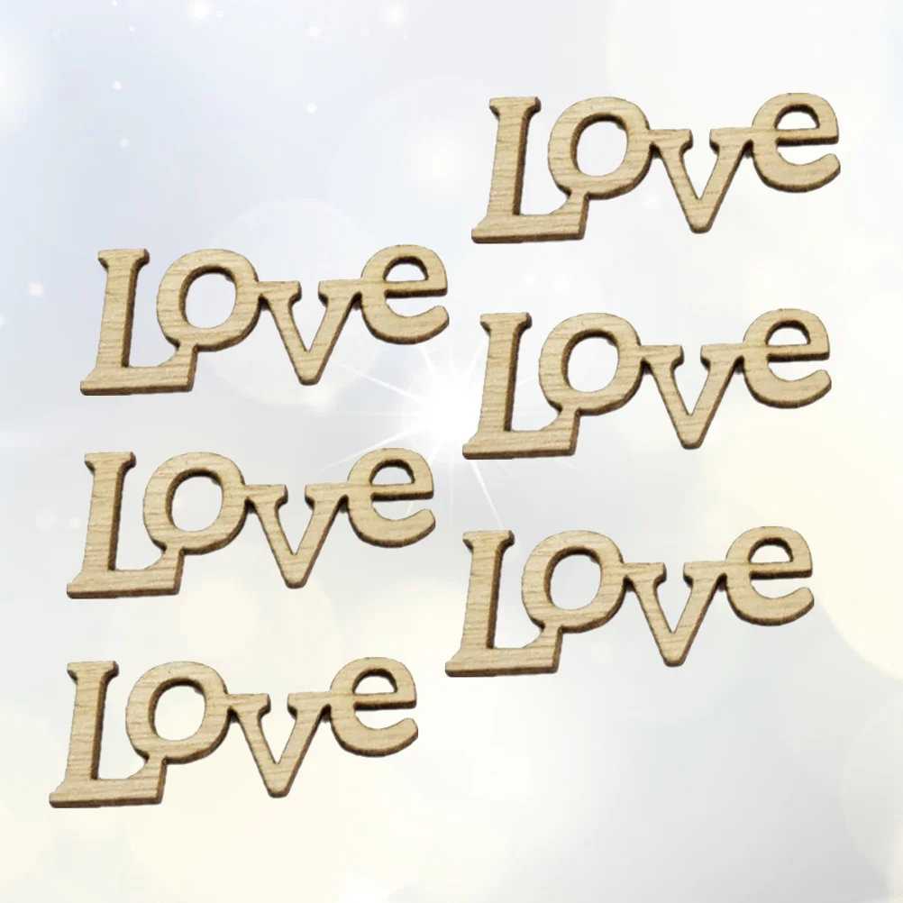 

50pcs Wooden Chips Pretty Love Letters Simple Valentine Ornaments Wooden Pieces for Couple Men