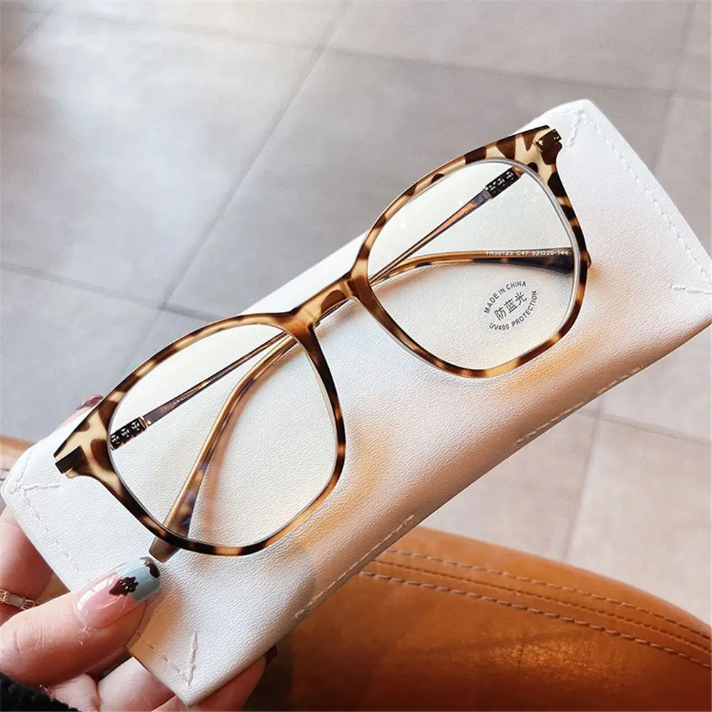 

Women Men TR90 Square Frame Anti Blue Light Glasses Fashion Metal Frame Computer Goggles Eyeglasses 2022 New Eyewear