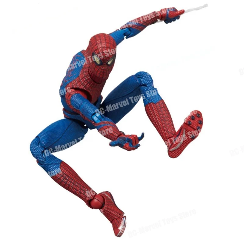 Фигурка Человек-паук Мафex 001 Bandai