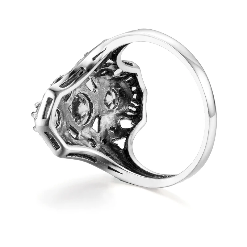 Женское кольцо из серебра 925 пробы с фианитом |