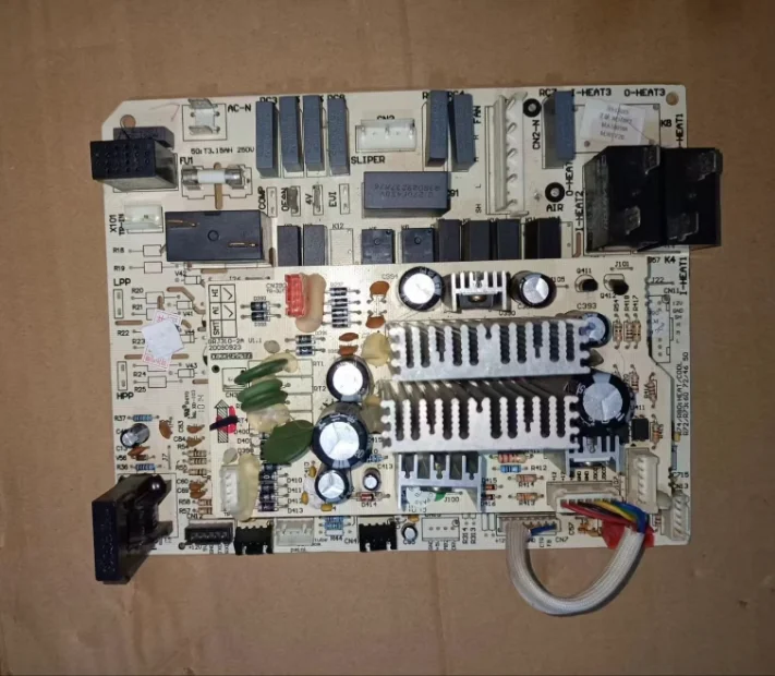 

1pc used Gree Air conditioning 301330422 board M306F3A board GRJ306-2A2
