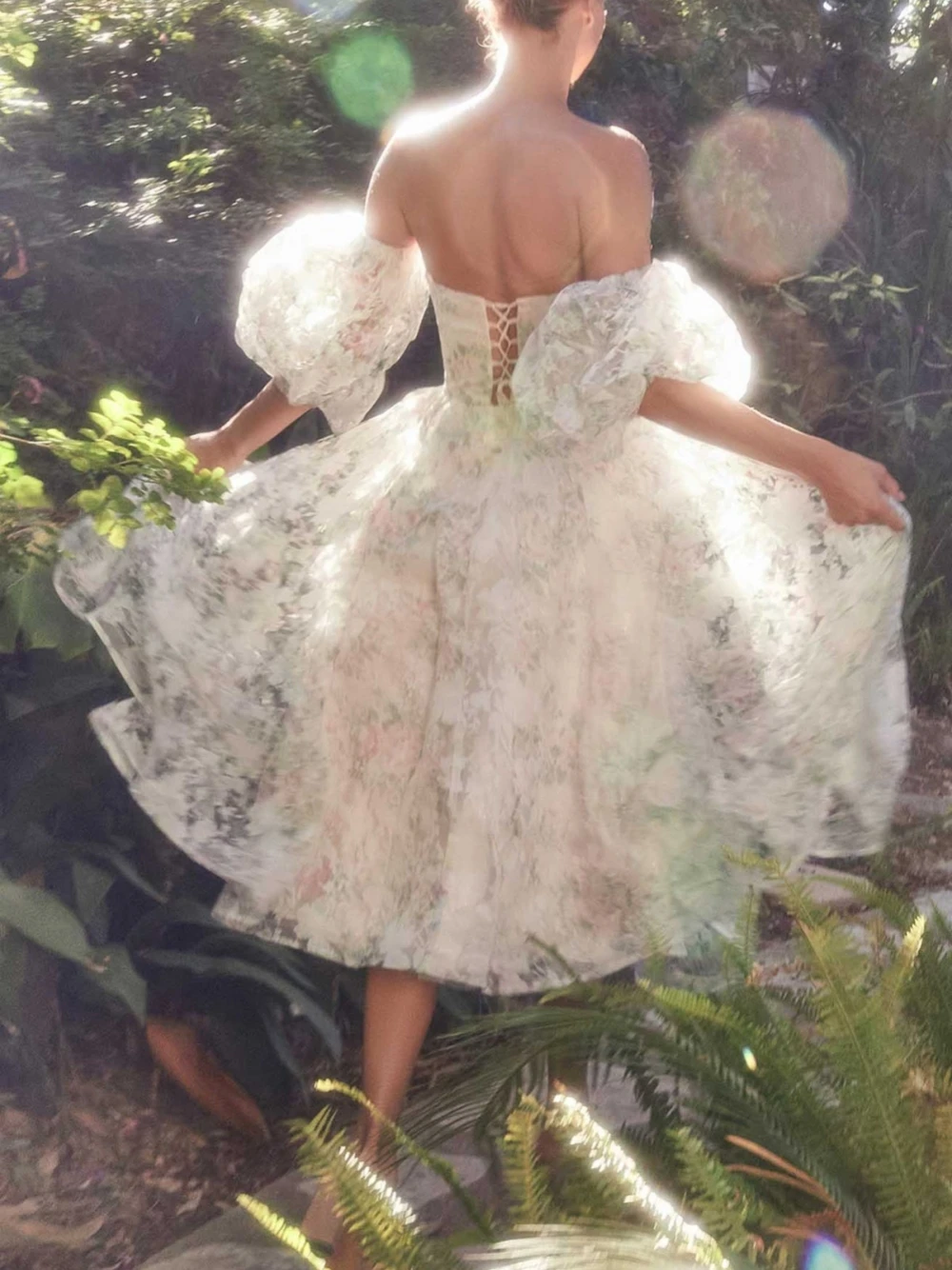 Рисунок 2 - Женское платье с открытыми плечами It's yiiya