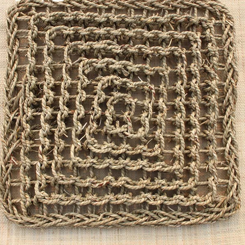 

Animal Crawling Pad Dog Cat Paw Catch Board Wear-Resisting Handmade Weaving Household Natural Aquatic Plant Straw Pet Lizard Mat