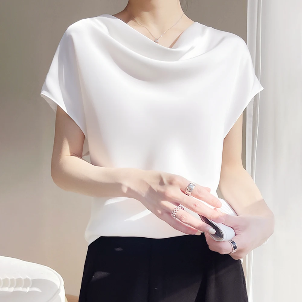 Рисунок 2 - Шелковые женские футболки