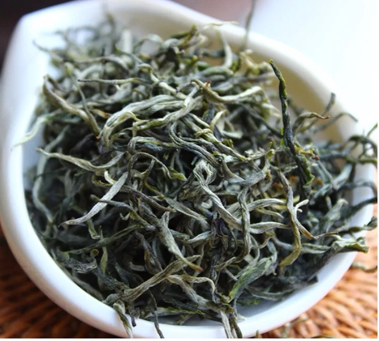 

2022 Superfine Richly Flavoured Silver Tips Without Teapot Organic Early Spring Snowy Mountain Dian No Tea Pot