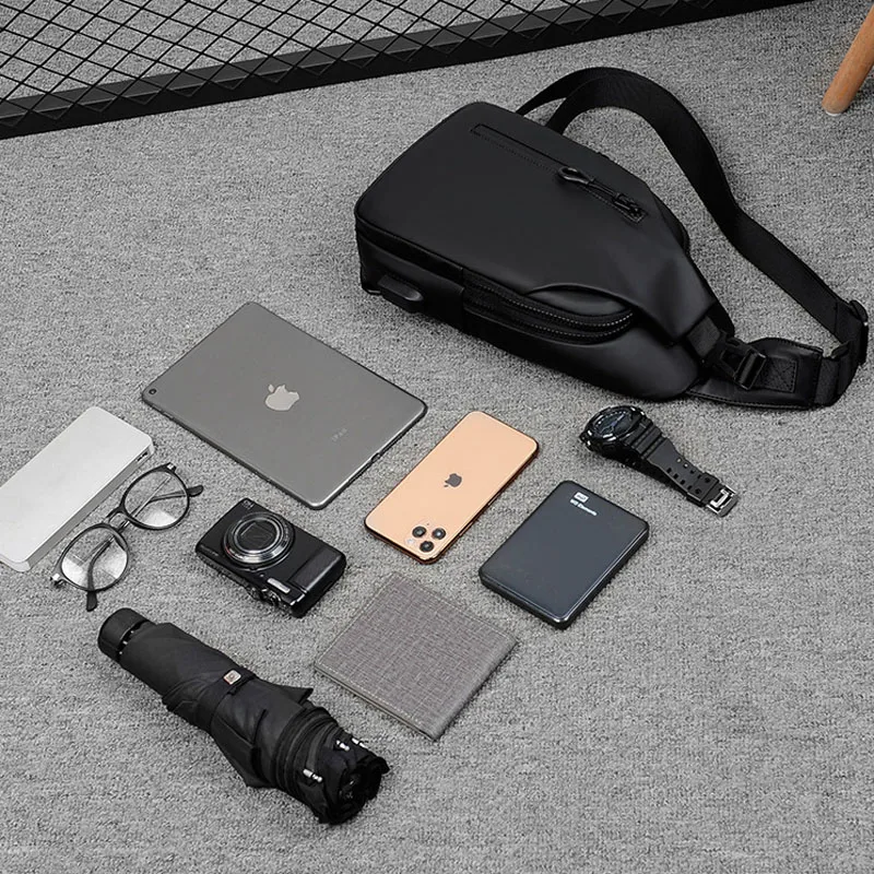 Men chest bag new fashion one shoulder Outdoor Sports Casual Multi Functional Crossbody Bag