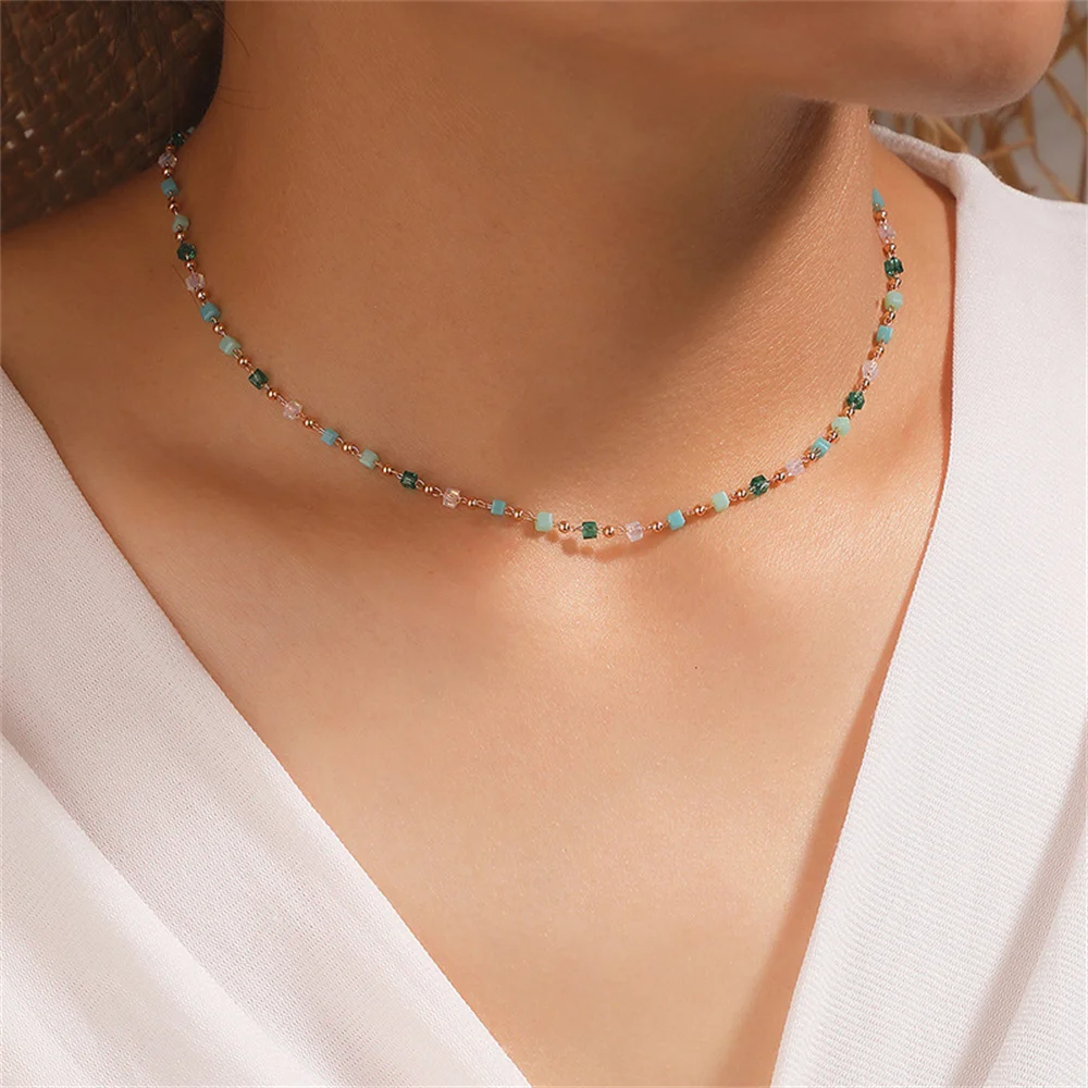 

Bohemian Green Bead Chain Choker Necklace For Women Charm Sugar Ball Necklace Handmade Party Jewelry Drop Shipping