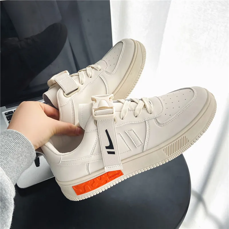 

2022 Spring New Men Shoes Fashion Casual Shoes Comfotable White Shoes Men Walking Sneakers Buckle Strap Skateboarding Sneakers