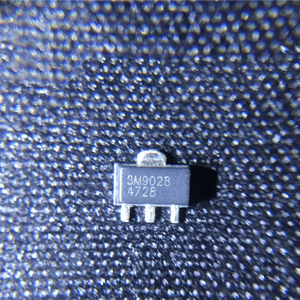 

10PCS TQP3M9028 3M9028 SOT89