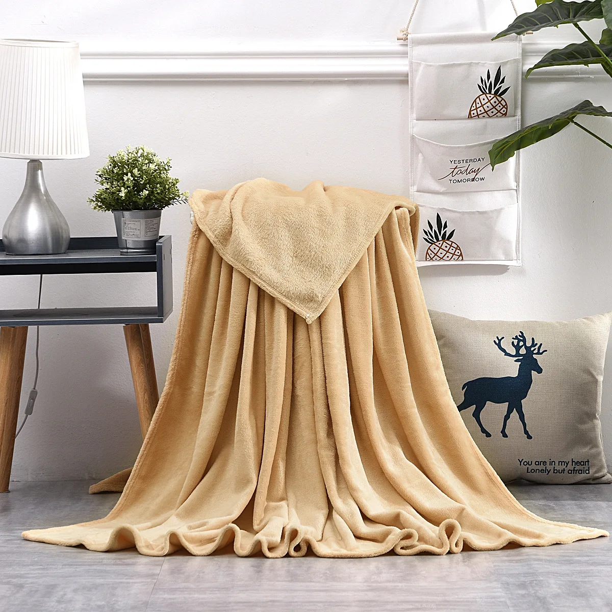

1.5*2.0M Soft Warm Coral Fleece Flannel Blankets For Beds Faux Fur Mink Throw Solid Color Sofa Cover Bedspread Winter Blankets