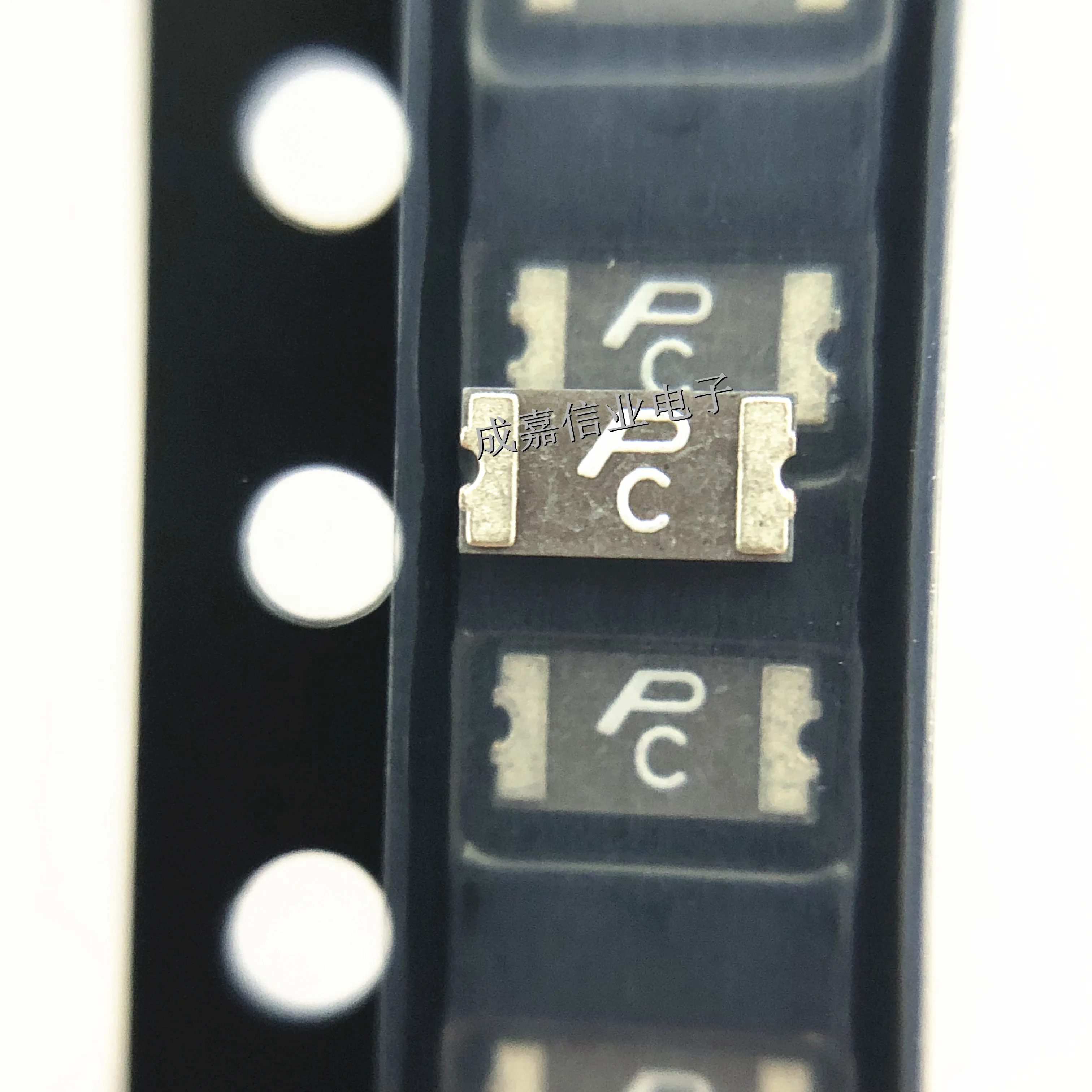 100 шт./лот SMD1206P110TFT 1206 1 А 8 В PTTC самовосстанавливающийся предохранитель для