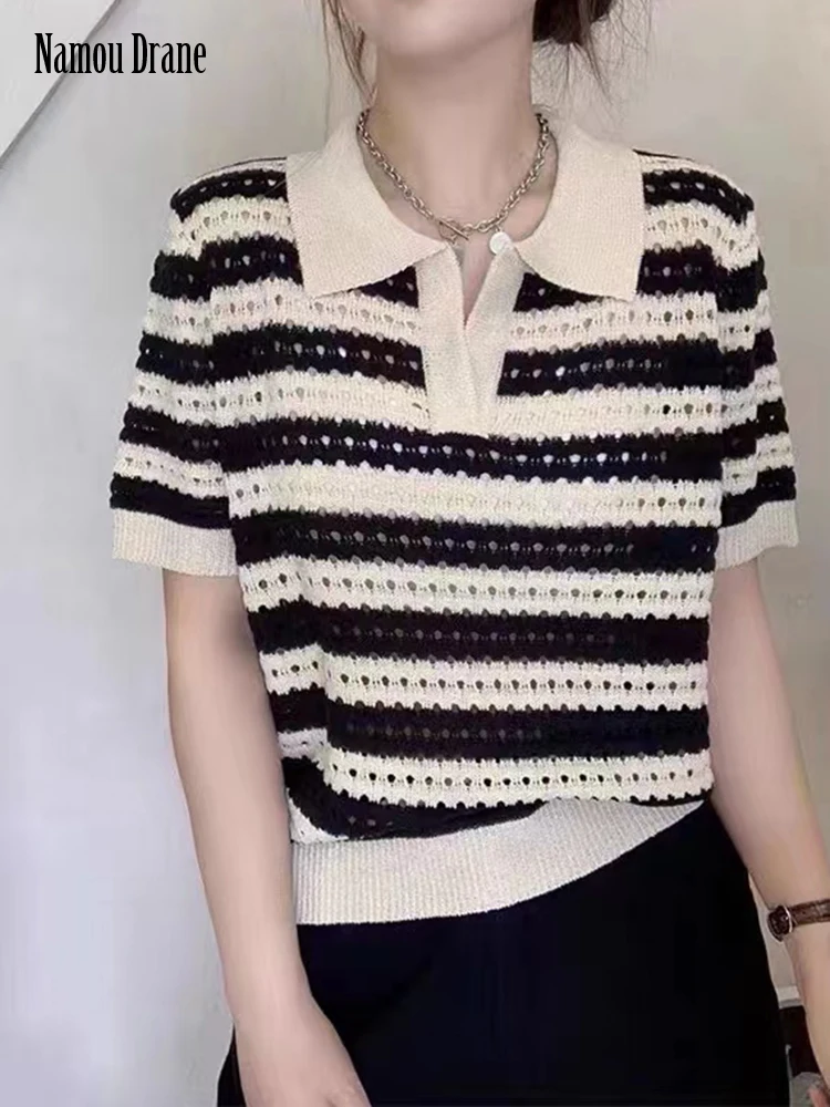 

Летняя Новинка 2022, маленькая Футболка с вырезами, Женская Корейская версия полосатых рубашек-поло с коротким рукавом, женский свитер