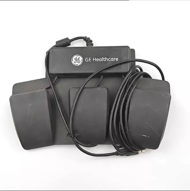 

GE Ultrasonic LOGIQ S8 Volkswagen S6 S8 Three Foot Switch 5331575