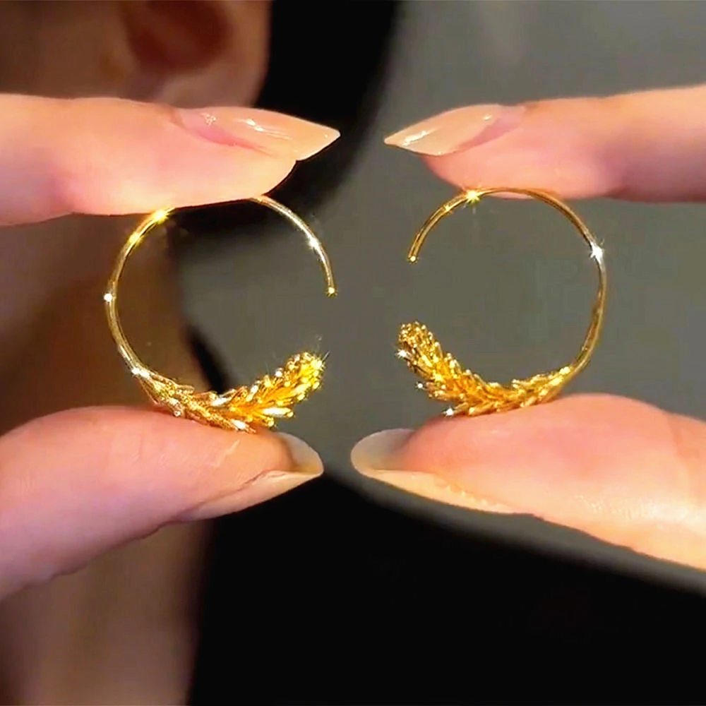 

French Trend Geometric Earrings Wheat Hoop Earrings for Women Simple Temperament Female Daily Jewelry Hanging Pendant Gift