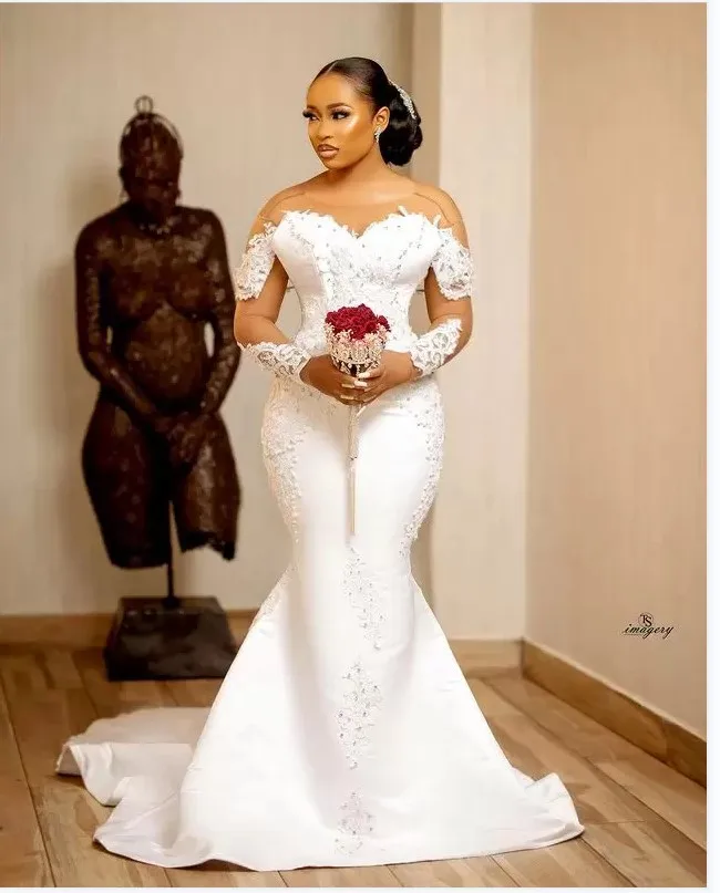 

Stunning Illsion Scoop Neckline Mermaid African Wedding Dresses Robe de Mariée Lace Appliques Bridal Gowns with Beads
