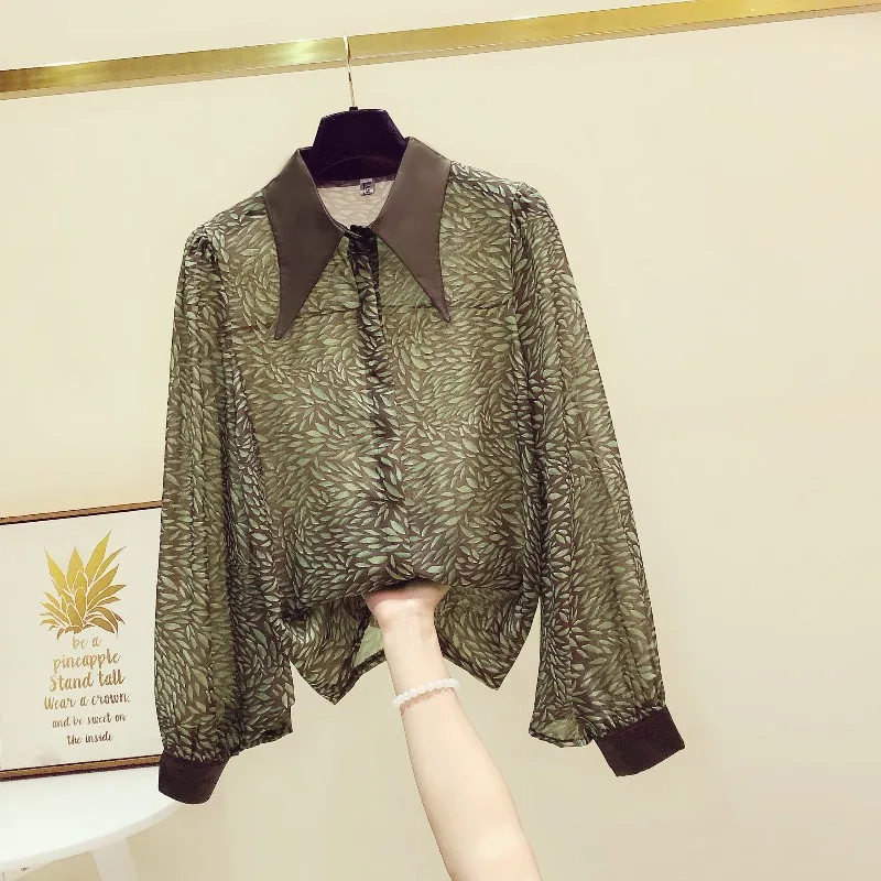 

Блузка женская шифоновая с цветочным принтом, демисезонная