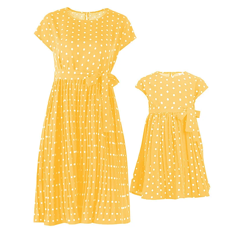

Mother And Daugther Dress Family Matching Christmas Mom and Me Clothes Outfits Girls Women Dresses