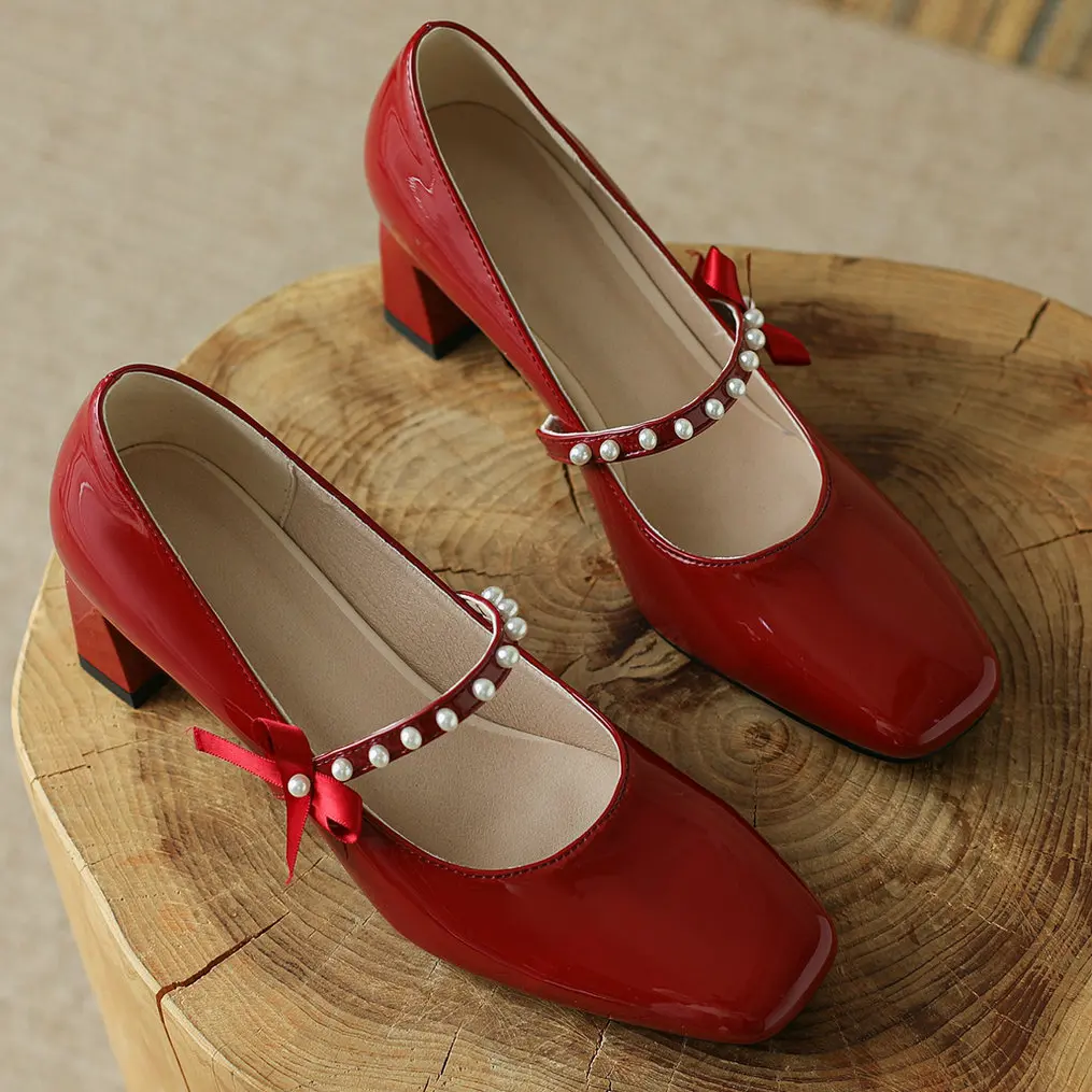Eokkar Pearl Mary Janes Square Toe Pumps 2022 Fashion Mid Chunky Heel Pumps Shoes for Women Patent Leather Pumps Elegant Shoes
