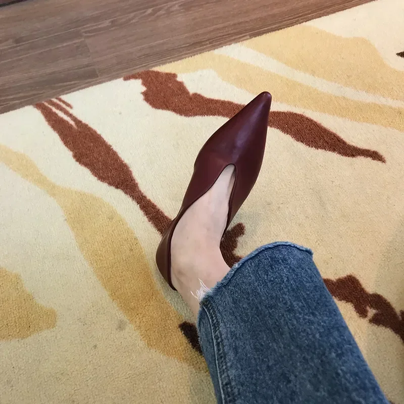 Женские туфли на плоской подошве повседневные Нескользящие с острым носком