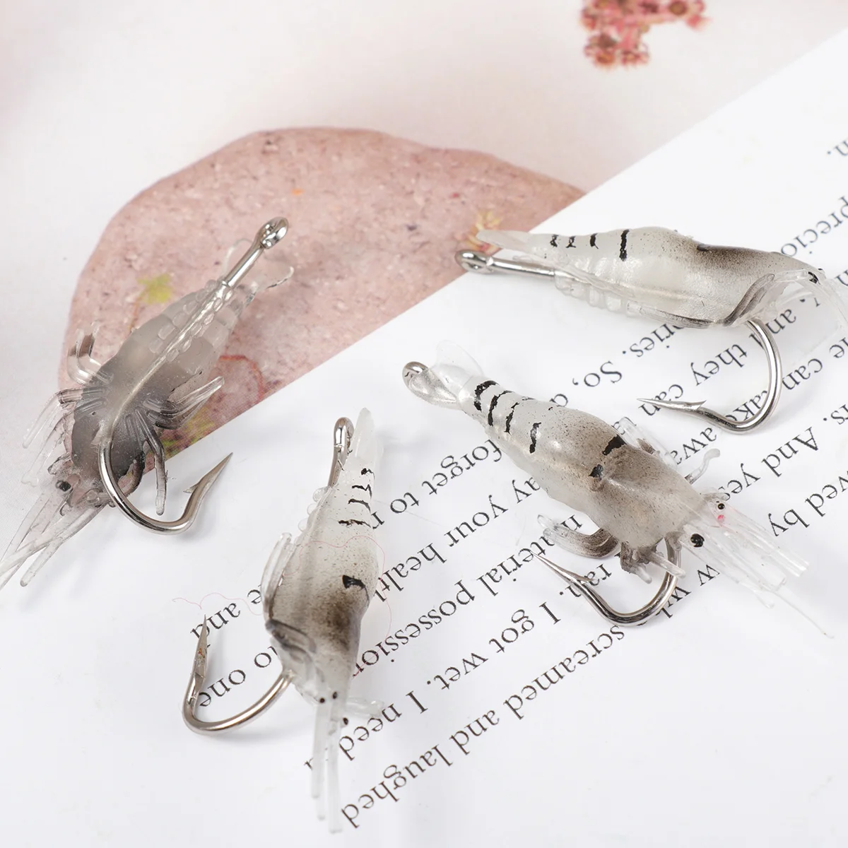 

10pcs 4cm Noctilucence Simulation Bait Shrimp Simulation Grass Shrimp Environment Friendly Plastic Fish Smell Luring Effect