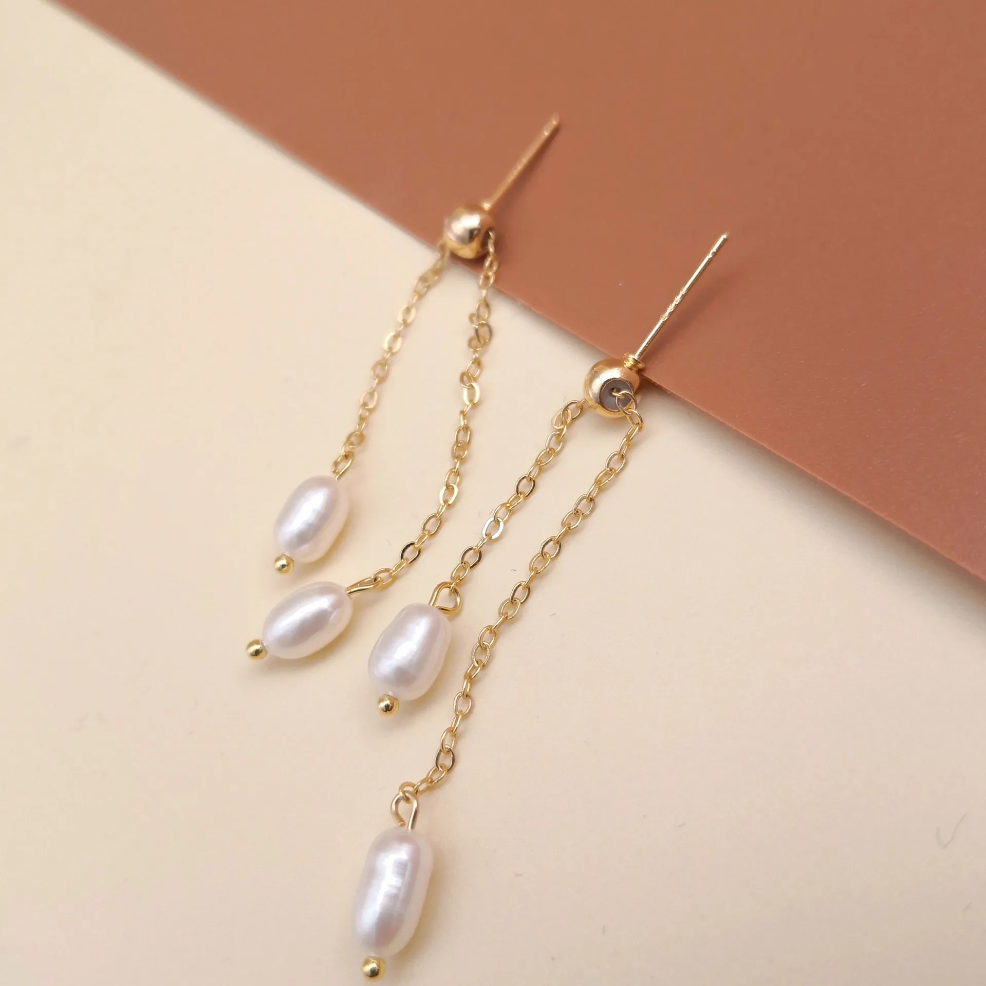 2022 элегантные висячие серьги-гвоздики с бахромой серьги из натурального жемчуга Jewerlry W/S925 из нежной латуни 18K Gold Заполненные ювелирные изделия для женщин