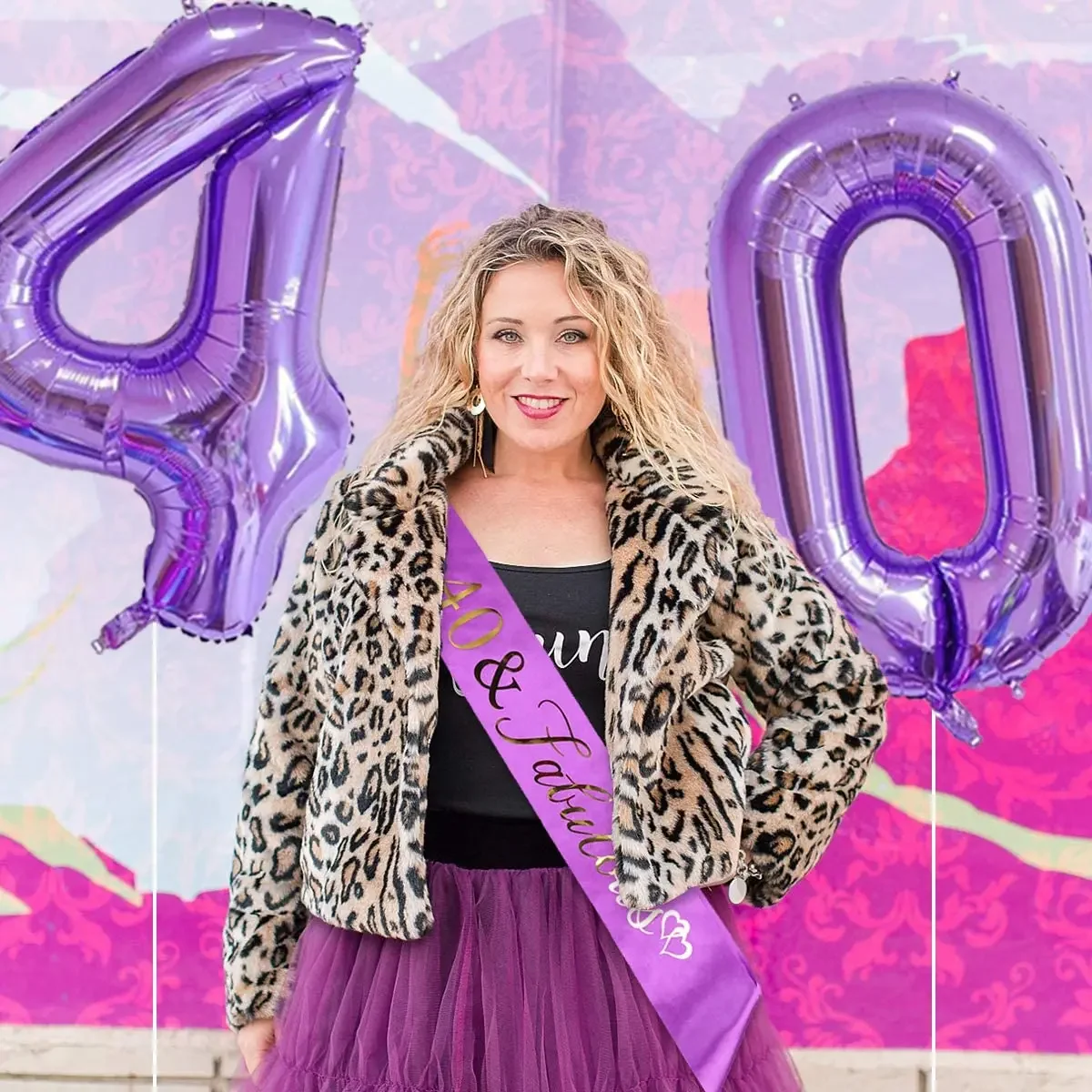 Пурпурные украшения для вечеринки в честь 40-го дня рождения женщин с пурпурными