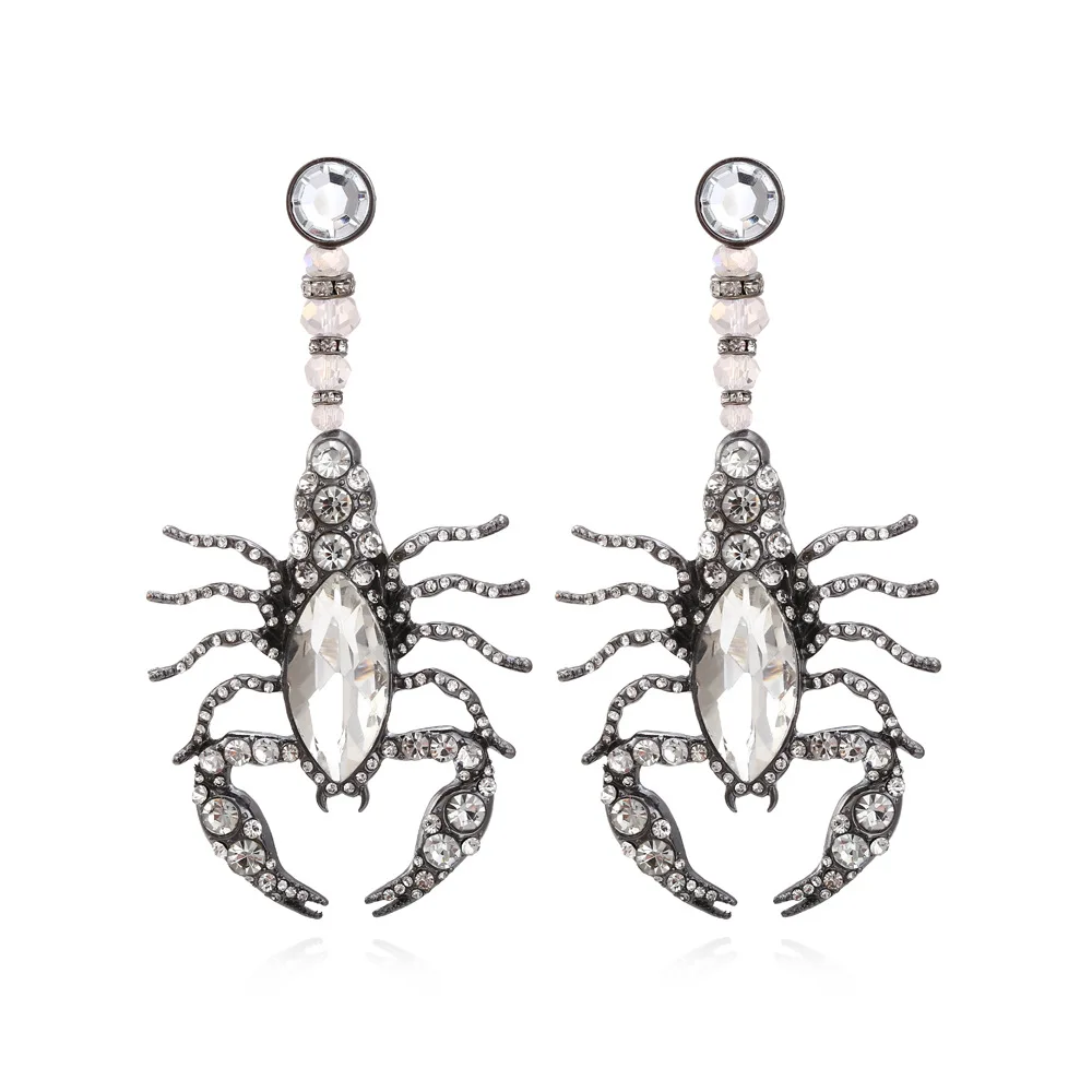 

Female’s Hip Hop Scorpion Stud Earrings Alloy Drop Earrings for Women Punk Full Rhinestone Jewelry Fashion Eardrop Gift for Girl