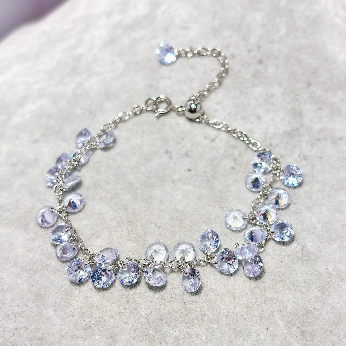 Модные изысканные браслеты Foydjew серебряного цвета с кисточками регулируемая