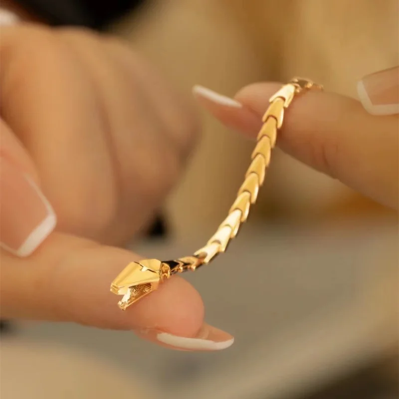 

Snake Ring Zodiac New Tide Senior Sense of Light Luxury Niche Design Exquisite Index Finger Cold Wind Rings for women