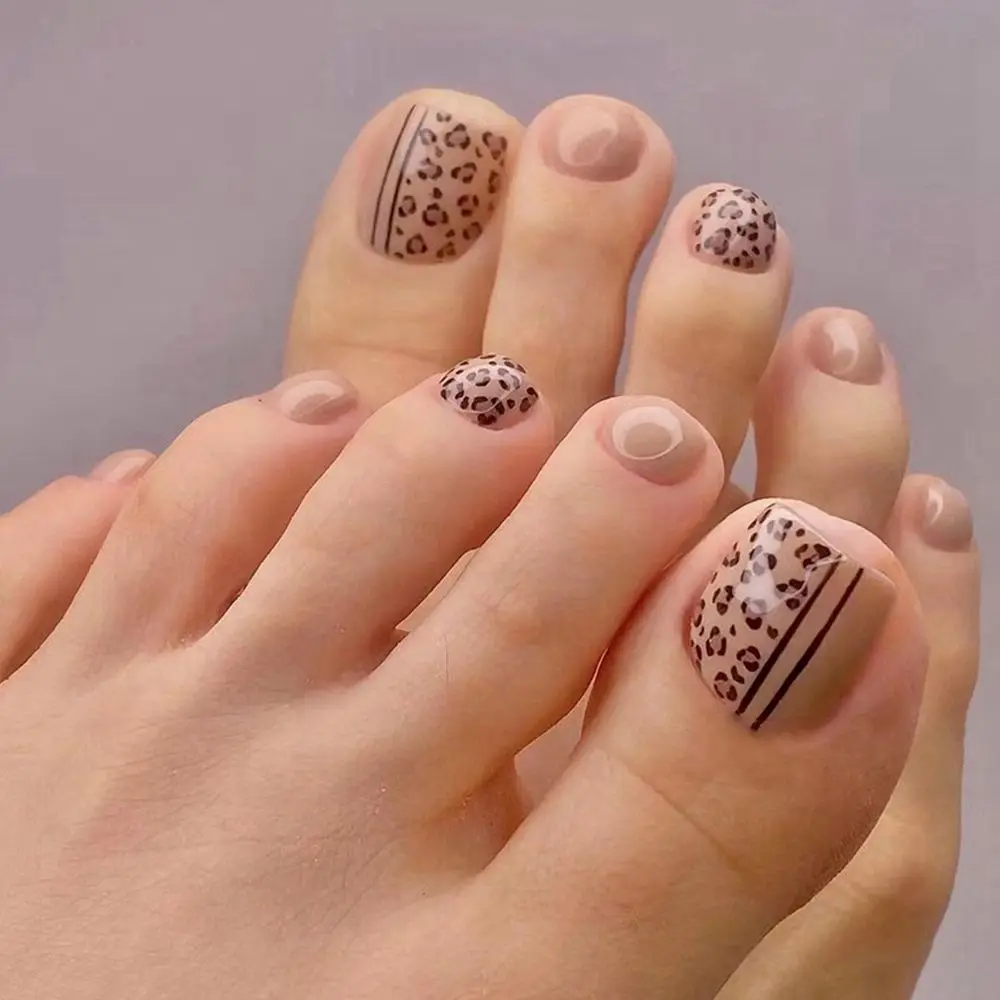 

24pcs/Box Artistic Line Detachable Manicure Tool Artificial Fake Nails Wearable Square Head Toes False Nails Nail Tips