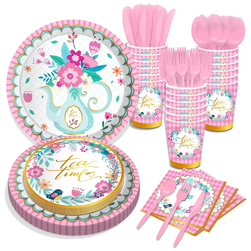 Рисунок 2 - Набор одноразовой посуды с мультяшным