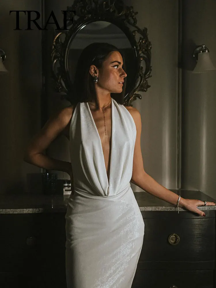 Платье Летнее Длинное однотонное с лямкой на шее и открытой спиной