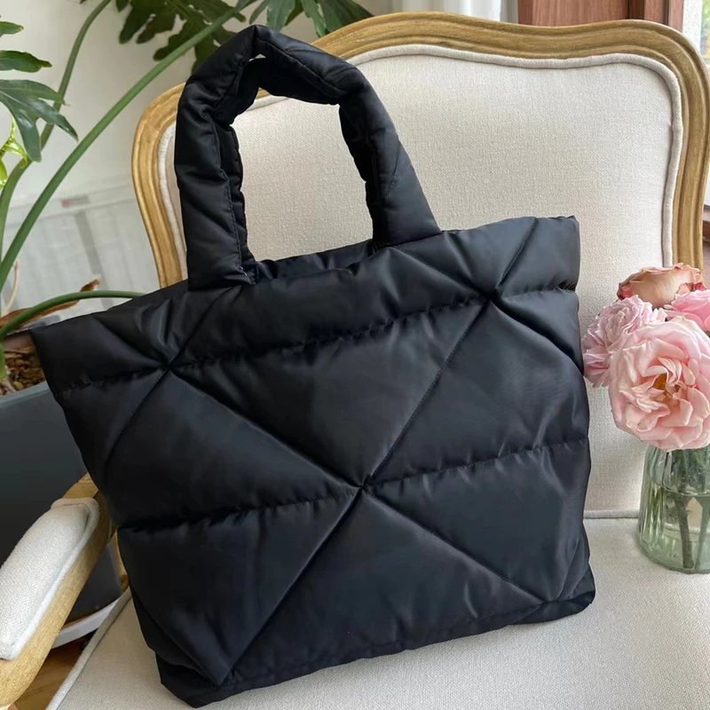 

2022 Branded Women's Handbags Designer Women's Handbags Luxury Matte Nylon Shoulder Crossbody Bags Fashion Shopping Bags