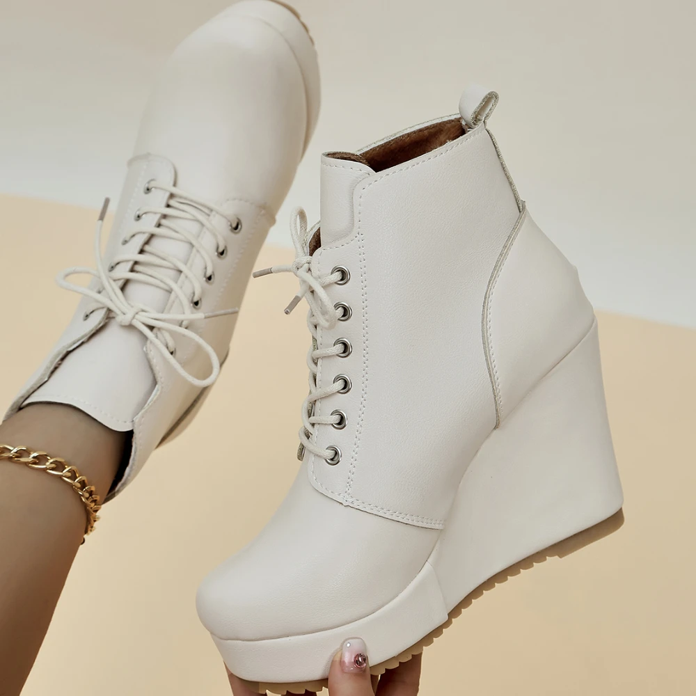 

2023 Women Fashion Ankle Boots Lace Up Short Boots Quality Leather Platform Boots Lace-up Spring Autumn Ladies Boots Size 36-41