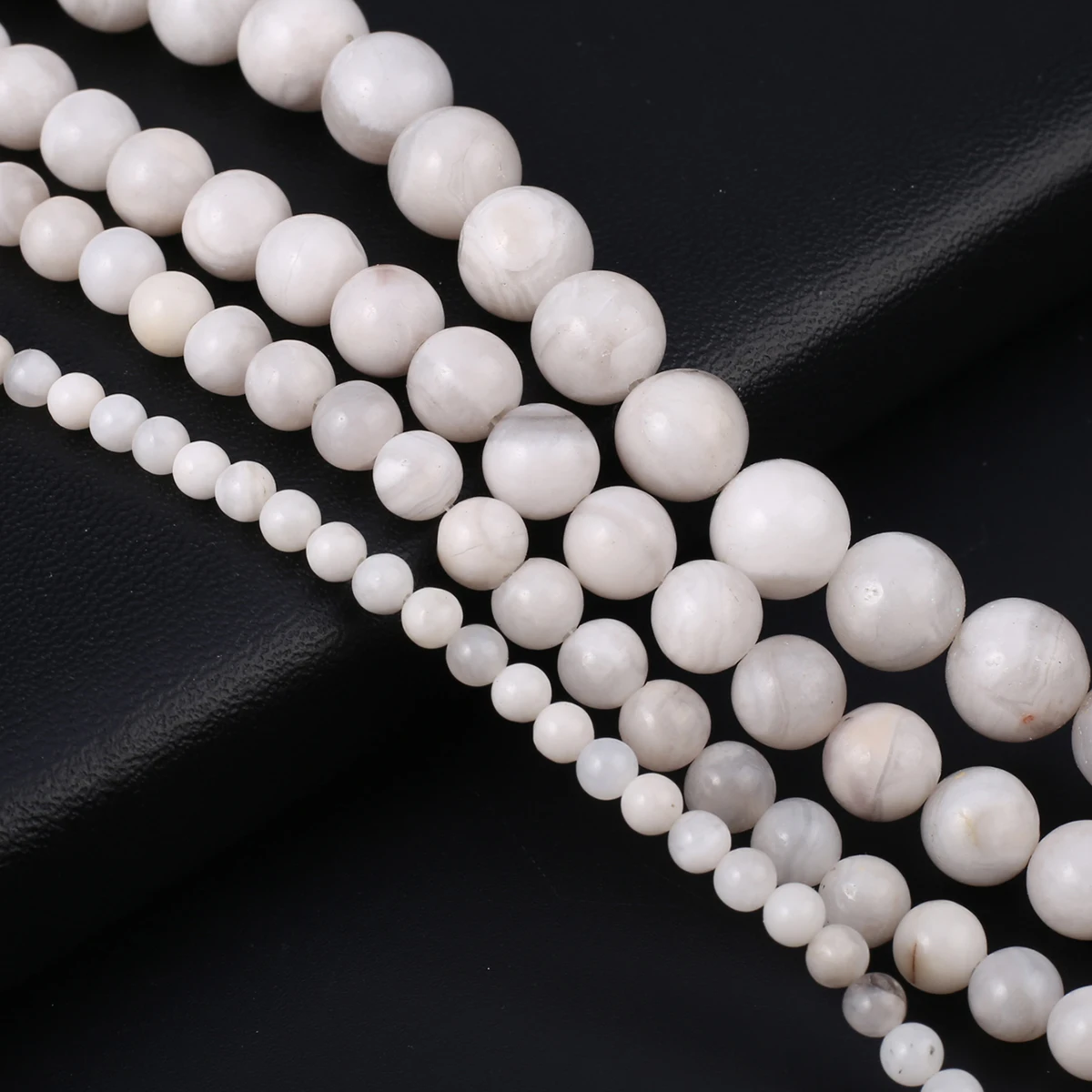 

Natural Stone Beads White Crazy Agate Gemstone Isolation Spacing Loose Beaded Jewelry Making DIY Necklaces Bracelet Accessories