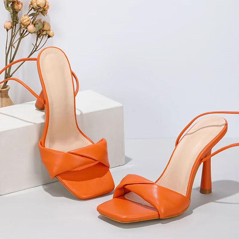 

Женские босоножки-гладиаторы размеров 35-42, оранжевые босоножки на ремешках с перекрестной шнуровкой, модные плиссированные туфли на шпильк...
