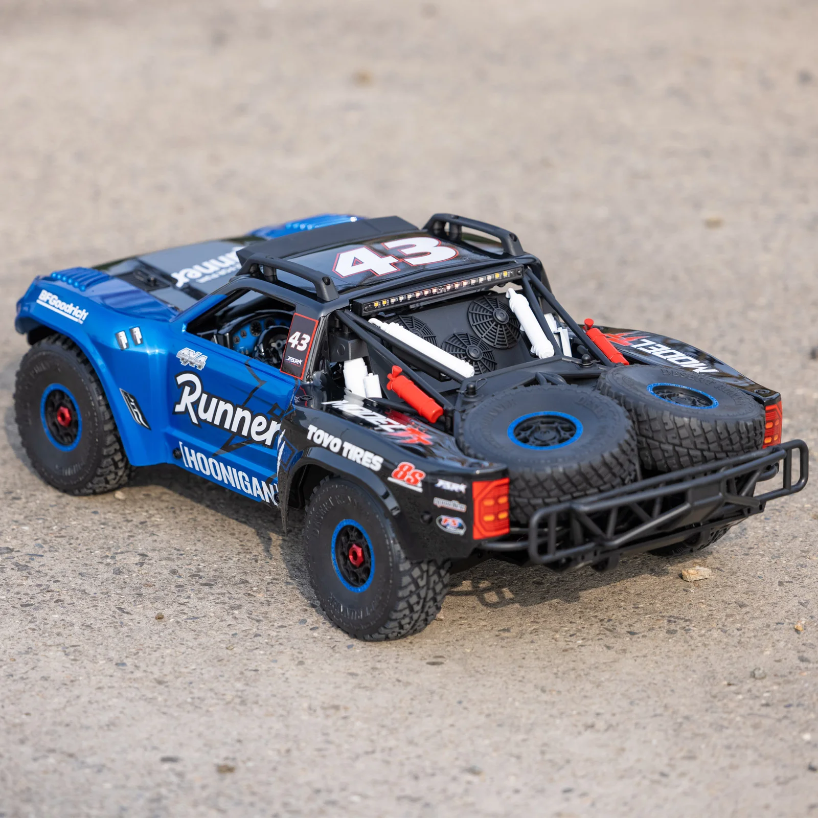 Fsr 1/7 Модель Tt 8S Радиоуправляемый автомобиль Бесщеточный двигатель