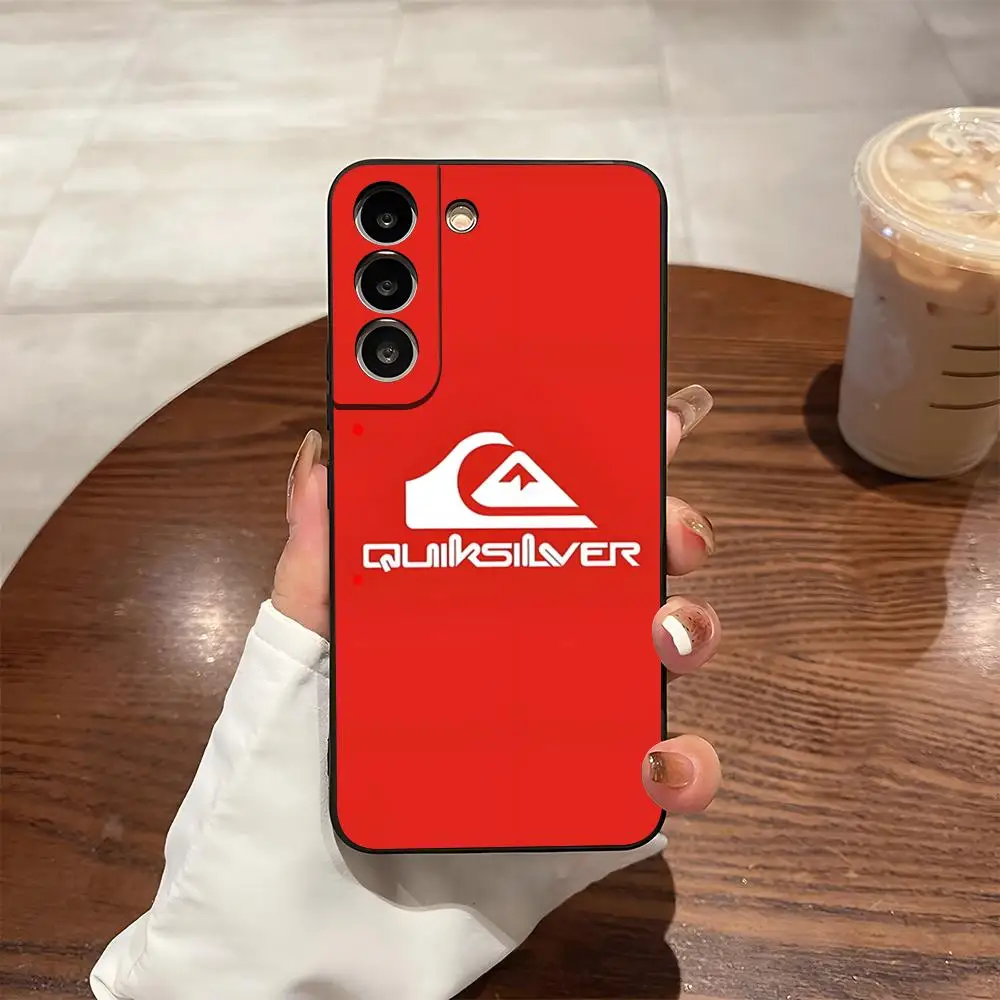 Фото Чехол для телефона Quiksilver Surf And SkateboardS для Samsung S25 Ultra, S26, S24 FE, S23, S22, S20, S21 Plus, A54, A34, A53, A16 (задняя крышка) №3
