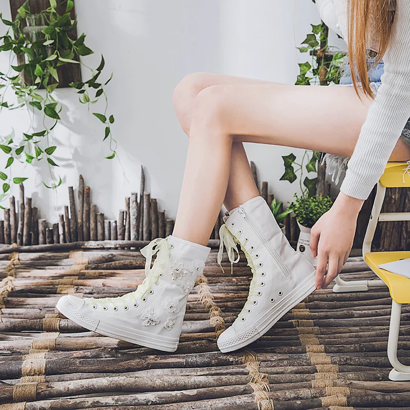 

Handmade Custom Ribbon Pearl Flower Ladies Casual Lace Up Canvas Shoes Comfortable Mid-Clamp Shoes 35-43