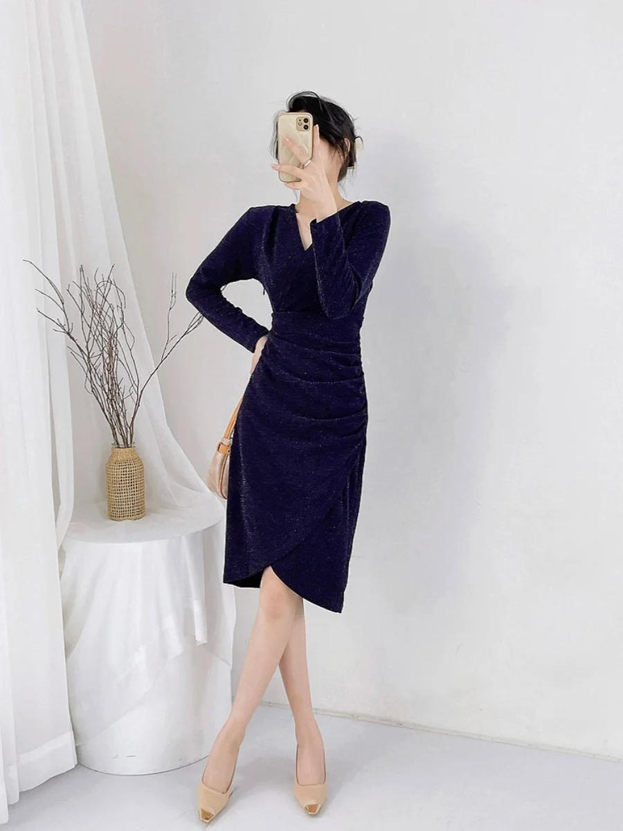 Новое поступление ранней осени тонкое платье 2025 года стильное темно-синее