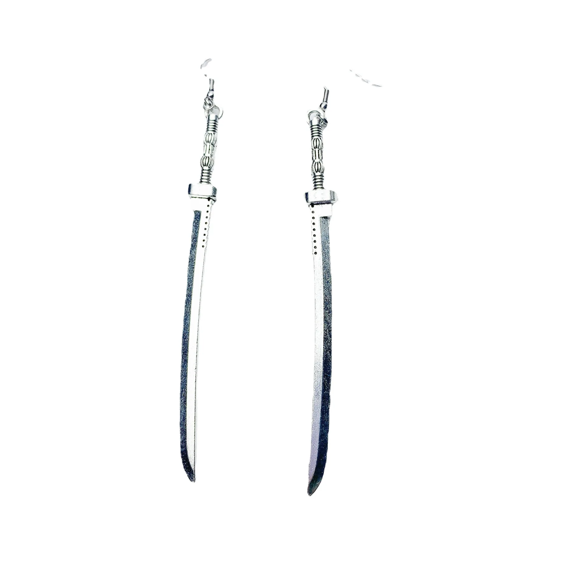 Панковская стальная аниме-тугрица с длинным ножом для ушей для мужчин и женщин, украшение, изысканные хип-хоп серьги Кореи.