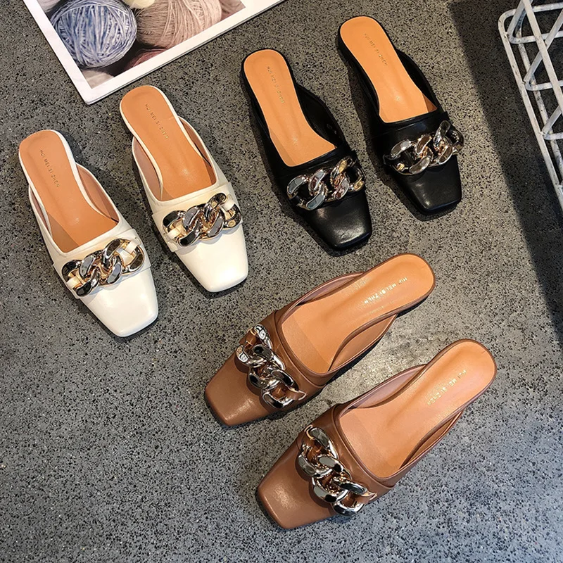 

Low Shoes Woman 2022 Slippers Flat Loafers Cover Toe Rivet Luxury Slides Pantofle Square Designer New Basic Rome Fabric PU Hoof