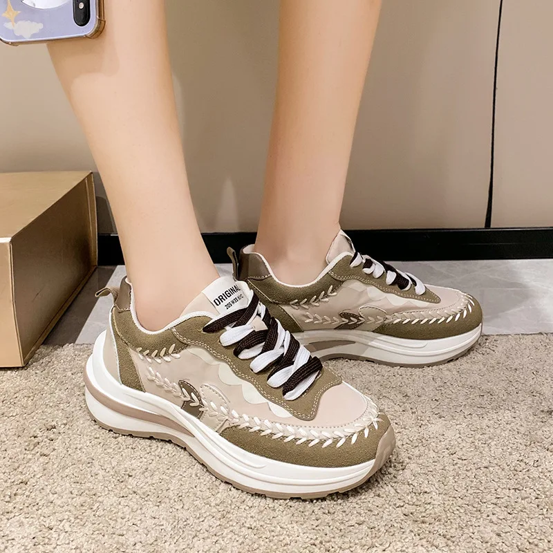 

2022 New Women Casual Sneakers Comfortable Autumn Winter Chunky Sneaker Lace-up Non-slip Platform Running Shoes Female Trainers