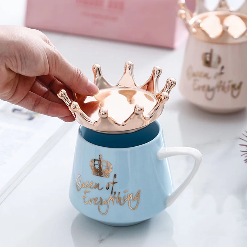 

2022 Spring Nordic Creative Crown Ceramic mug Cute Coffee Mug Milk Cup with spoon lids Coffee tea Cup 300ml Capacity Water Mugs