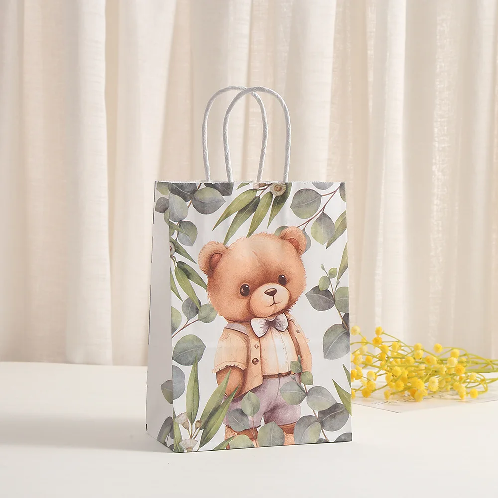 

Бумажные подарочные пакеты с медведем 6 шт.